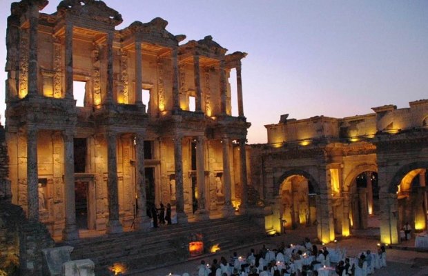 biblioteca de celso turquia