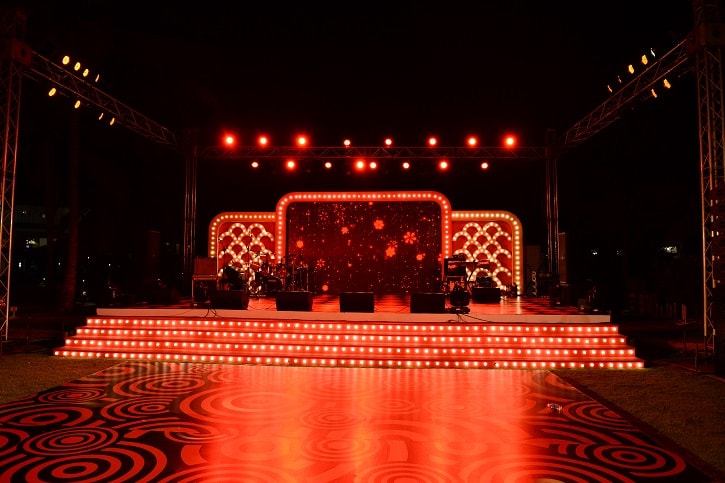 moulin rouge themed party ideas for reception