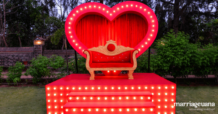 wedding photographers for moulin rouge